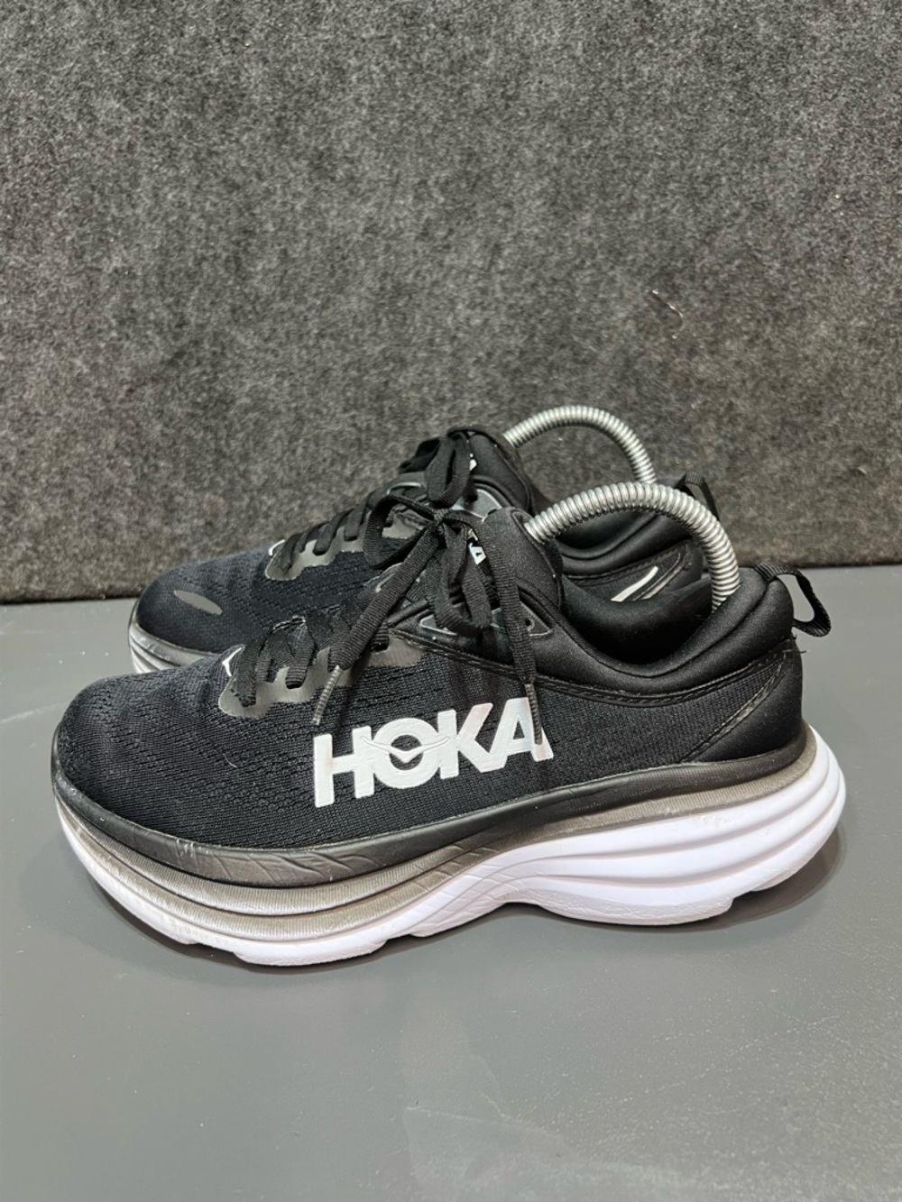 HOKA Bondi 8 Women’s Running Shoes Size 7.5 - Picture 8 of 14